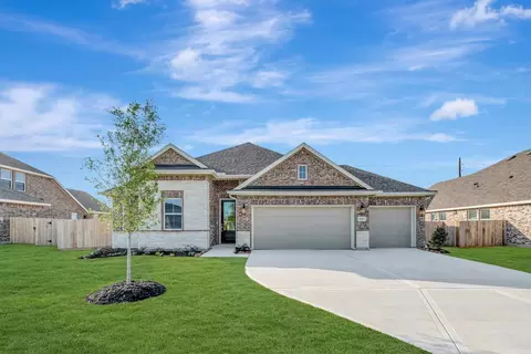 12106 Upper Meadows Ave, Mont Belvieu, TX 77535