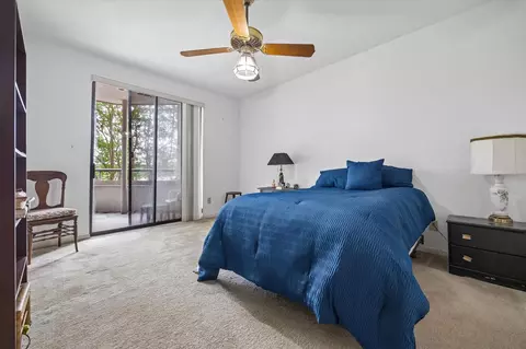 5200 Weslayan St #204, Houston, TX 77005