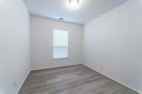 Bedroom - 1722 Navigation Ln, Angleton, TX 77515 photo 2 of 4