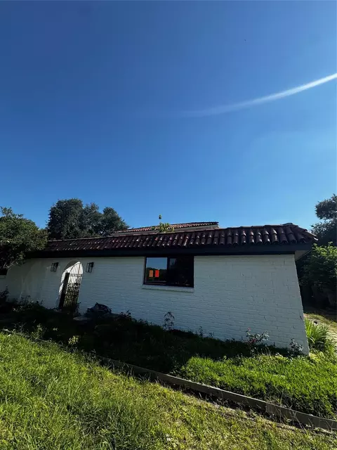 5851 S Braeswood Blvd, Houston, TX 77096