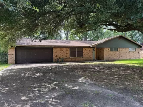 200 Cunningham Dr, Lufkin, TX 75901