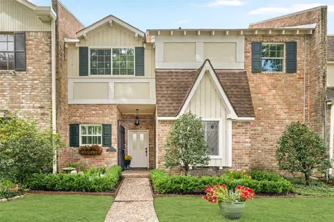 9338 Briar Forest Dr, Houston, TX 77063