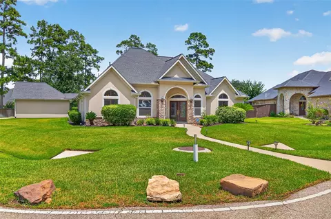 Exterior - 8114 Hideaway Run Way, Spring, TX 77389 photo 3 of 8