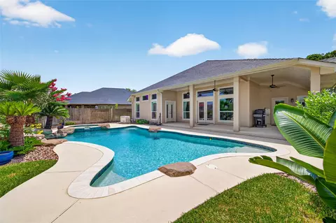 Exterior - 8114 Hideaway Run Way, Spring, TX 77389 photo 7 of 8