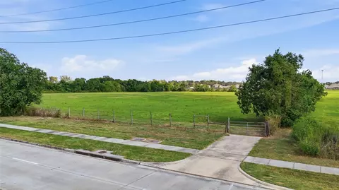 tbd Gillpkwy, Mont Belvieu, TX 77523