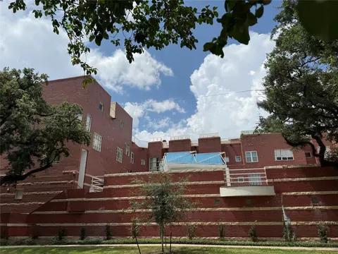 4004 Montrose Blvd #44D, Houston, TX 77006