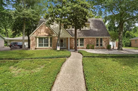 2018 Deer Springs Dr, Kingwood, TX 77339
