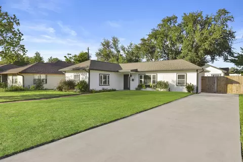 3421 Wentworth St, Houston, TX 77004