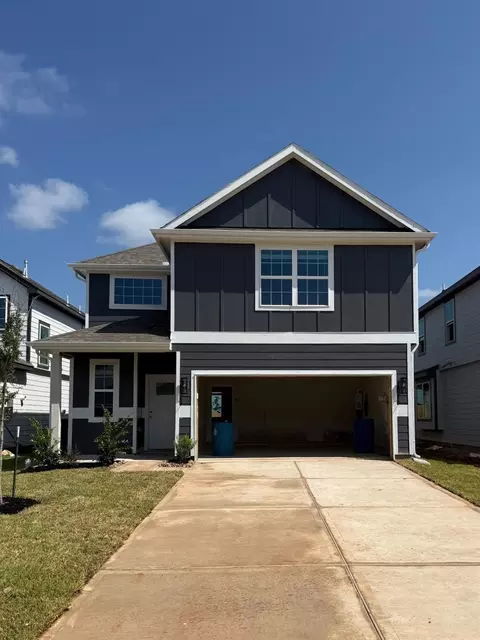 Exterior - 2332 Nooksack Dr, Conroe, TX 77384 photo 2 of 5