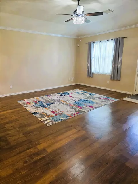 Living - 24039 Clipper Hill Ln, Spring, TX 77373 photo 2 of 3