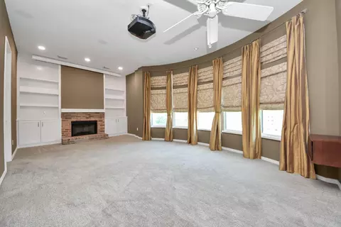 Living - 6519 Durford St, Houston, TX 77007 photo 6 of 8
