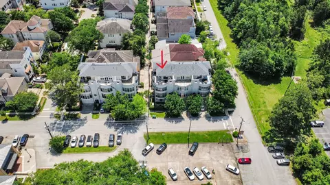 View/Area - 6519 Durford St, Houston, TX 77007 photo 3 of 4