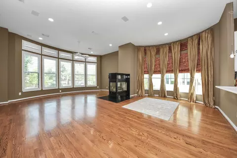 Living - 6519 Durford St, Houston, TX 77007 photo 1 of 8