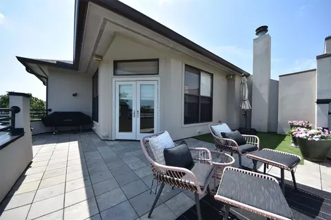 Exterior - 6519 Durford St, Houston, TX 77007 photo 5 of 6