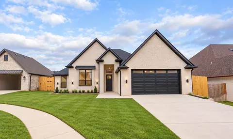 4621 Flat Creek Cv, Tyler, TX 75703