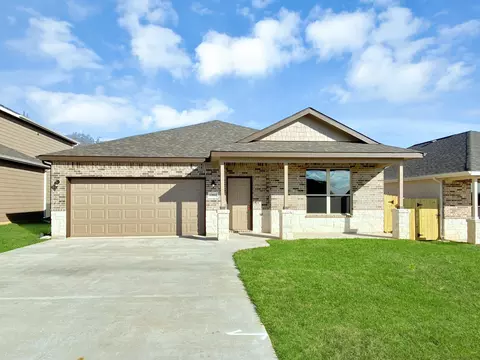 13063 Clear View Dr, Willis, TX 77318