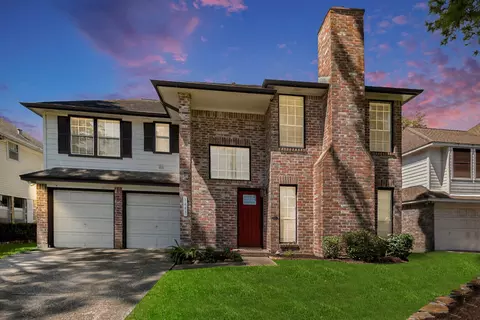 1431 New Cedars Dr, Houston, TX 77062