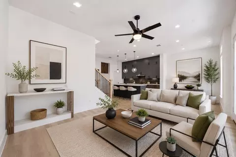 754 Curtin St, Houston, TX 77018