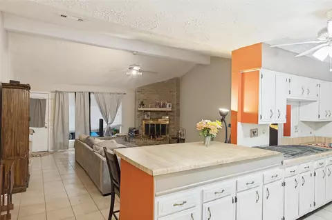 Kitchen - 23618 Wintergate Dr, Spring, TX 77373 photo 3 of 3
