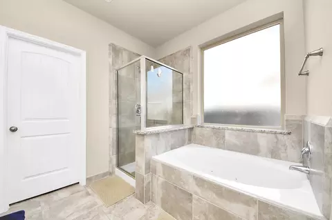 Bath - 29482 Westhope Dr, Spring, TX 77386 photo 1 of 4