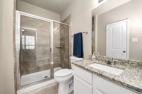 Bath - 29482 Westhope Dr, Spring, TX 77386 photo 2 of 4