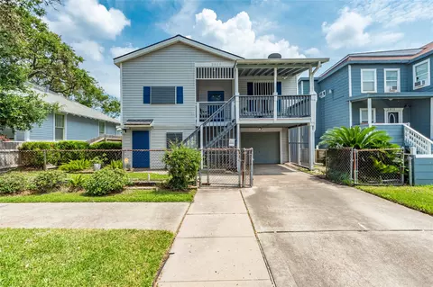 2809 Bernardo De Galvez Ave, Galveston, TX 77550