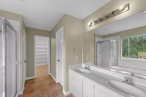 Bath - 2403 Lancer Park, Conroe, TX 77385 photo 4 of 4