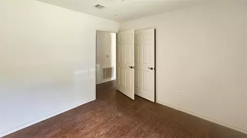 Bedroom - 1215 Trinlady Park Rd, Trinity, TX 75862 photo 1 of 6
