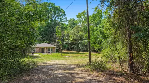 Exterior - 1215 Trinlady Park Rd, Trinity, TX 75862 photo 1 of 4