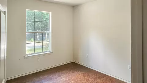 Bedroom - 1215 Trinlady Park Rd, Trinity, TX 75862 photo 2 of 6