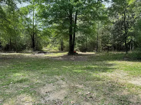 10586 Holland Rd, Kountze, TX 77625