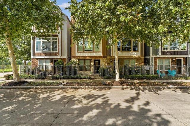1820 Dennis St, Houston, TX 77004