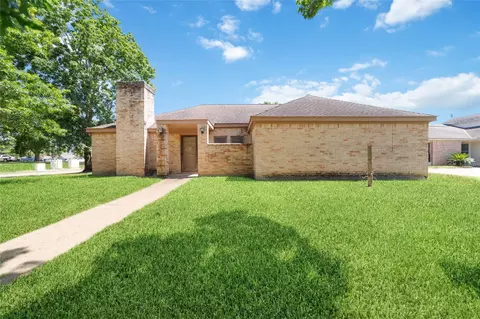 15726 Four Leaf Dr, Houston, TX 77084