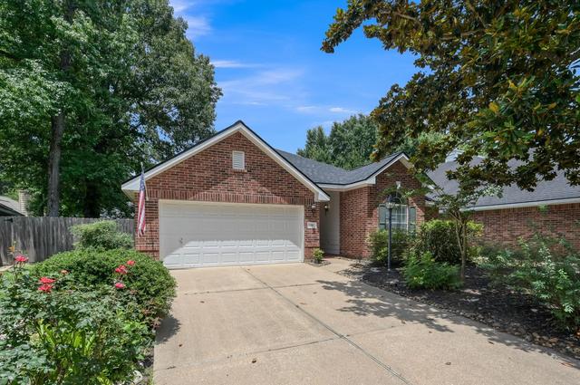 34 Bayou Springs Ct, The Woodlands, TX 77382