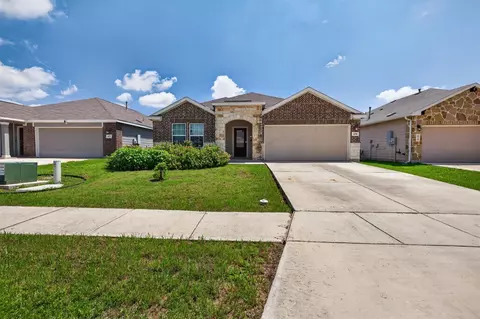 428 Agave Flats Dr, New Braunfels, TX 78130