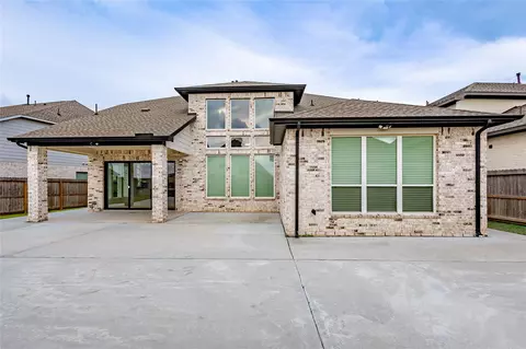 Exterior - 2207 Falling Fig Ln, Richmond, TX 77406 photo 5 of 6