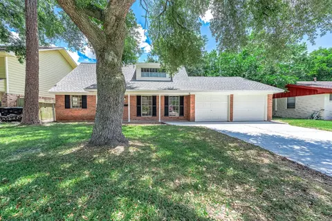 1822 Meadowview Dr, Alvin, TX 77511