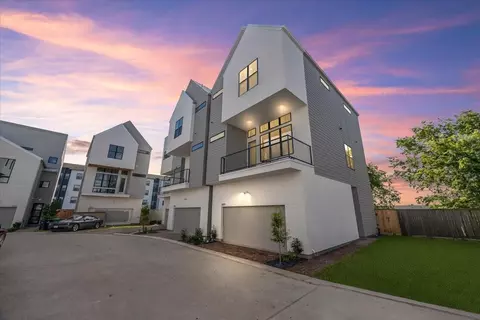 2859 Decker Pl, Houston, TX 77003