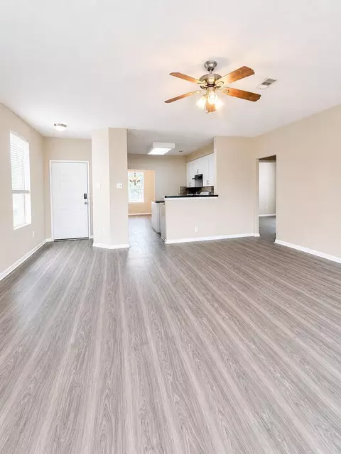 Living - 22523 Spring Crossing Dr, Spring, TX 77373 photo 4 of 9