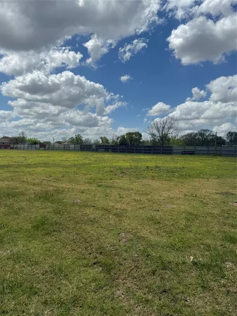 5122 S Acres Dr, Houston, TX 77048