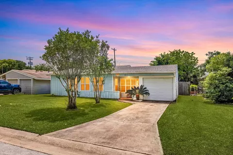 123 Bonita Ave, Galveston, TX 77550
