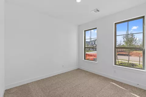 Bedroom - 4533 Blue Mountain Laurel St, Pinehurst, TX 77362 photo 3 of 4
