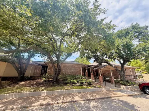 Exterior - 13934 Dolphin Dr, Willis, TX 77318 photo 7 of 10