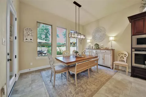 Dining - 34202 Mill Creek Ct, Pinehurst, TX 77362 photo 3 of 3