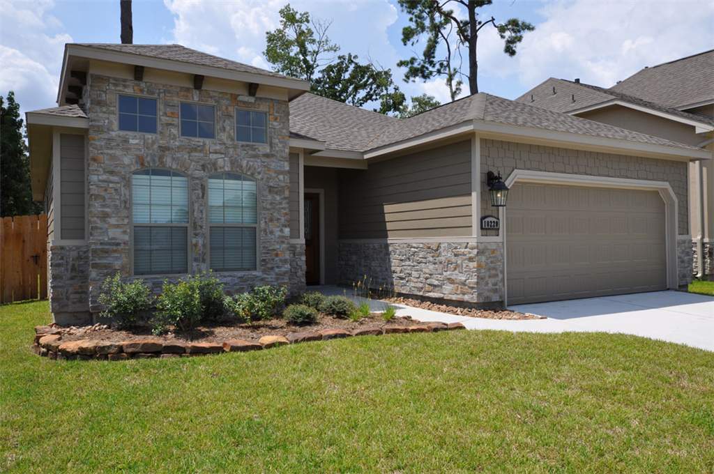 10220 Stone Gate Dr, Conroe, TX 77385 photo 1