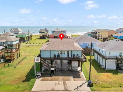 2608 Breaker Dr, Port Bolivar, TX 77650