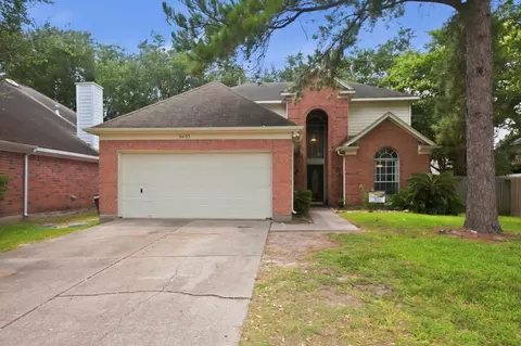 9403 Cabin Creek Dr, Houston, TX 77064