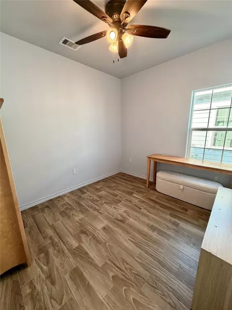 Bedroom - 16601 E Ivanhoe, Montgomery, TX 77316 photo 4 of 4
