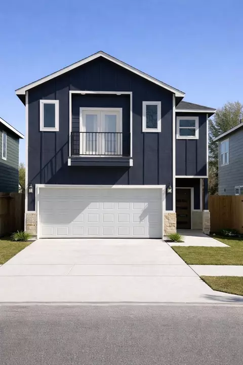 9307 Noel St, Houston, TX 77033