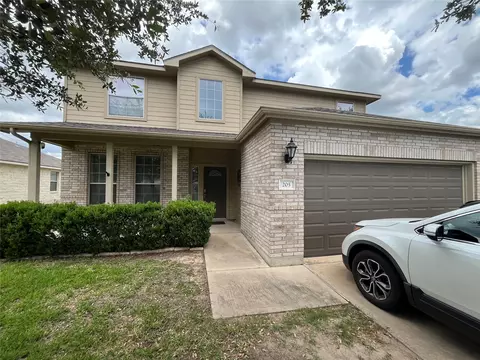 205 Javelina Trl, Bastrop, TX 78602